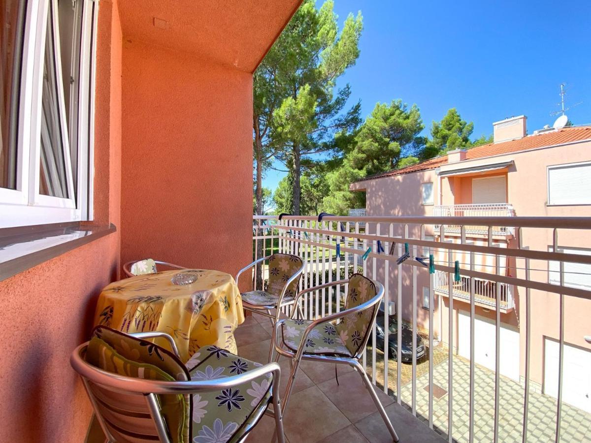 Vesna S Apartment Novigrad Istria Exterior foto